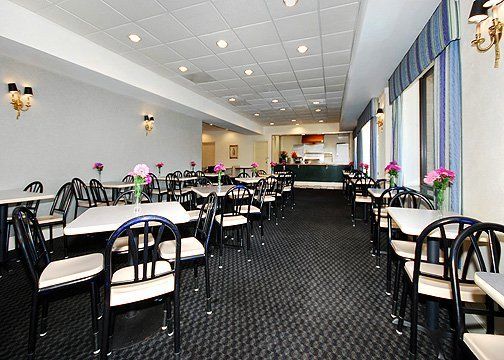 Quality Inn Executive Center Greenville Restoran fotoğraf